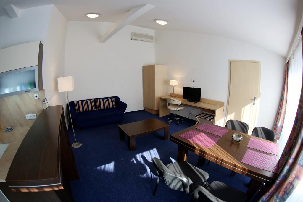 Apartments Kromeriz Room photo