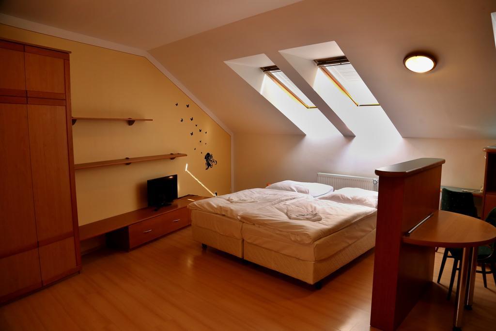 Apartments Kromeriz Room photo